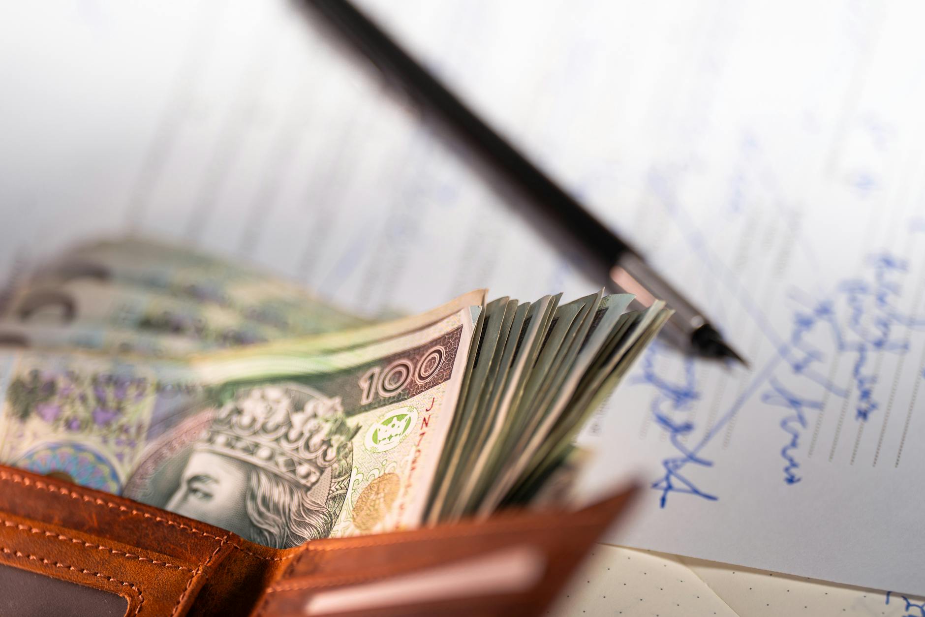 Urząd Miasta Starachowice - symbol miasta, gdzie mogą być realizowane projekty z rekordowego dofinansowania